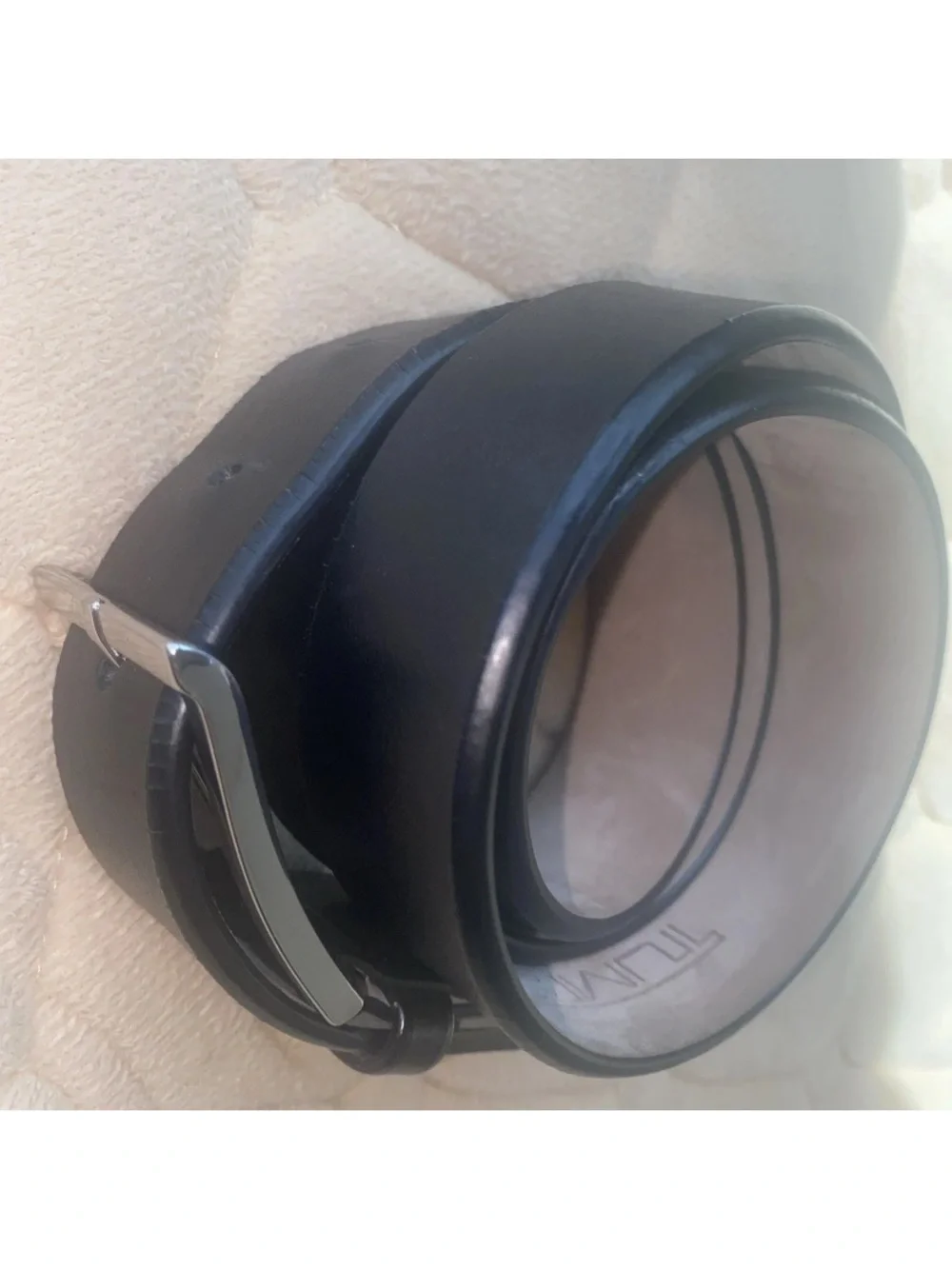 TUMI‎ Black Leather Belt Men's Size 42 Silver Hardware